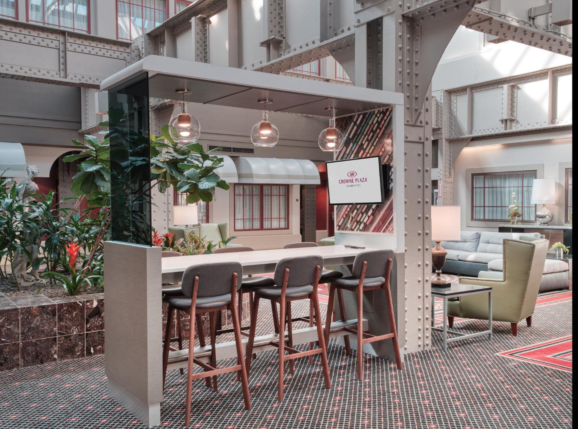 Готель Crowne Plaza Indianapolis-Dwtn-Union Stn By Ihg Екстер'єр фото