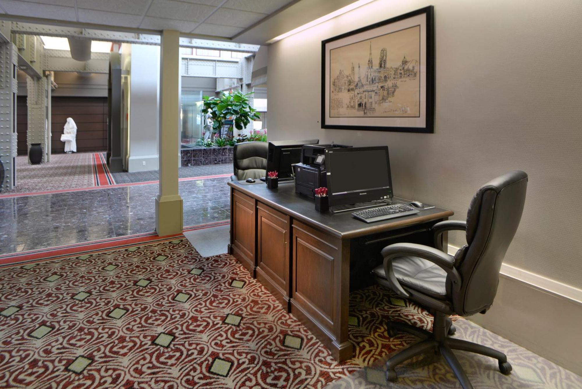 Готель Crowne Plaza Indianapolis-Dwtn-Union Stn By Ihg Екстер'єр фото